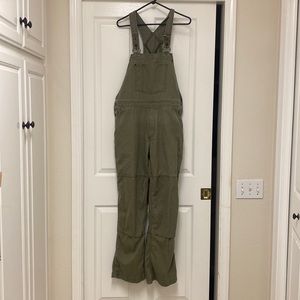 Patagonia worn wear women’s overalls size XL olive green